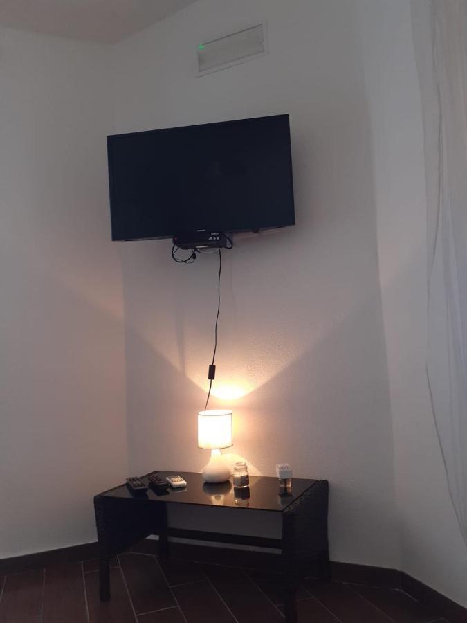 דירות סיניסקולה Sos Appentos 3 - Indipendente 4/6 Posti Letto מראה חיצוני תמונה